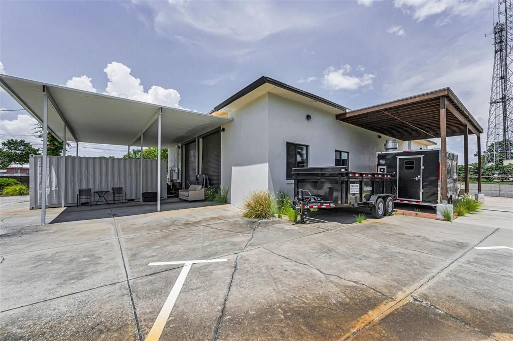 待售: $1,750,000 (0 贝兹, 0 浴室, 3700 平方英尺)