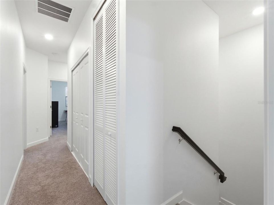 待售: $315,000 (3 贝兹, 2 浴室, 1828 平方英尺)