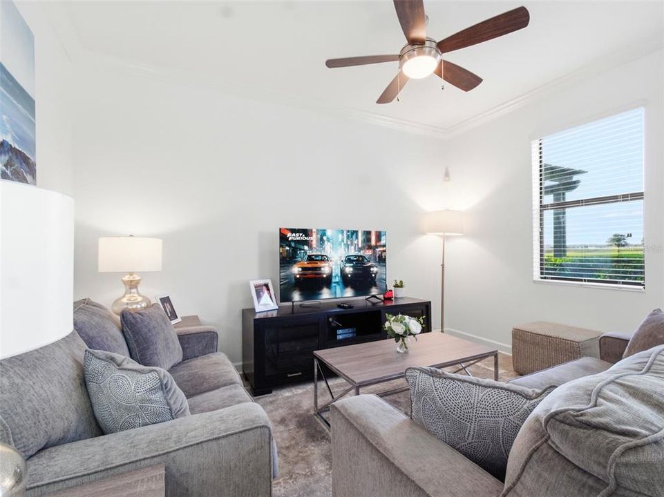 待售: $315,000 (3 贝兹, 2 浴室, 1828 平方英尺)