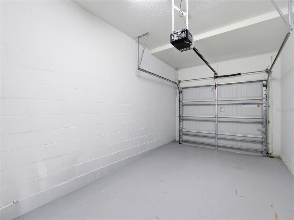 待售: $315,000 (3 贝兹, 2 浴室, 1828 平方英尺)