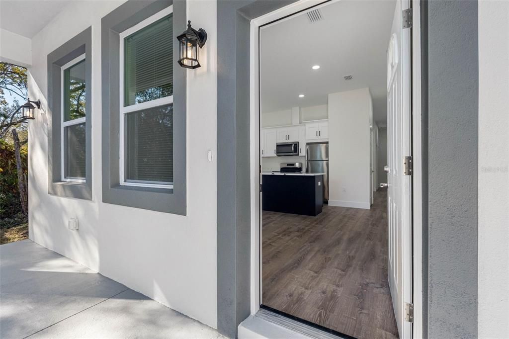 待售: $339,000 (2 贝兹, 2 浴室, 1200 平方英尺)