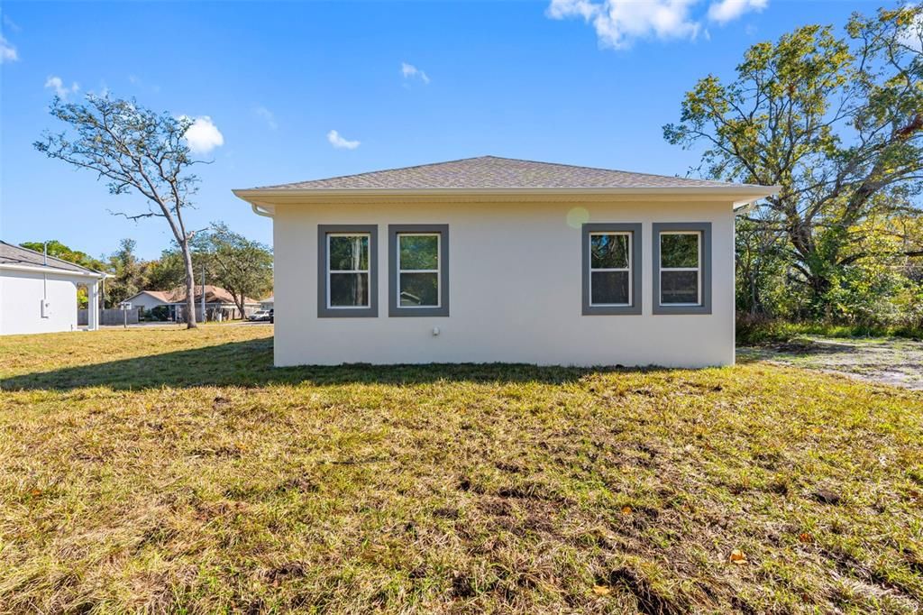 待售: $339,000 (2 贝兹, 2 浴室, 1200 平方英尺)