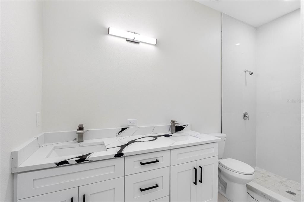 待售: $339,000 (2 贝兹, 2 浴室, 1200 平方英尺)