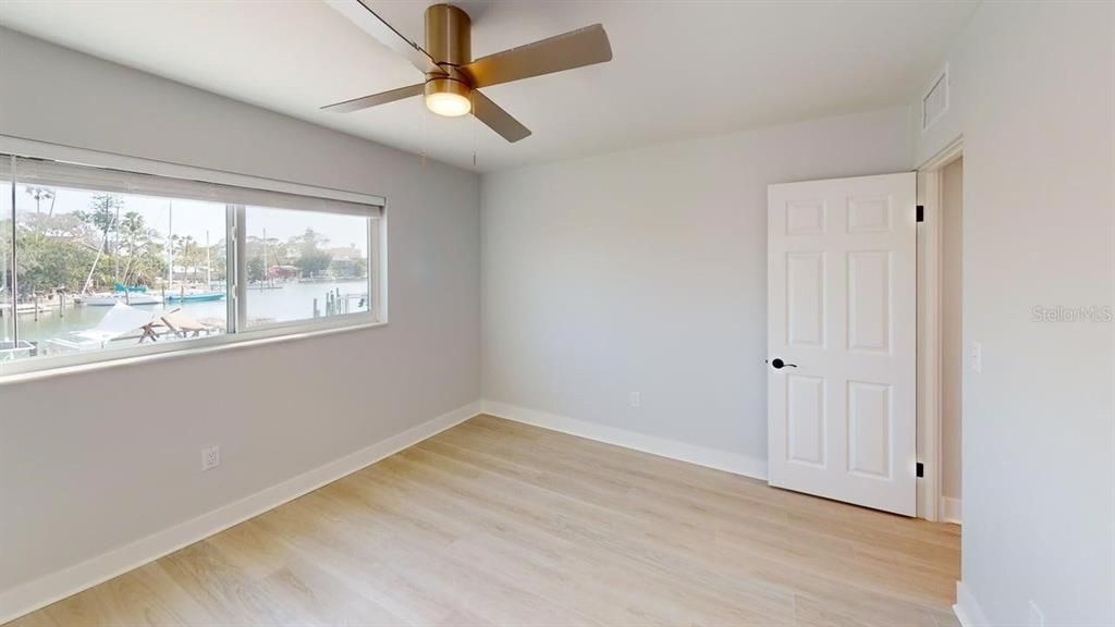 For Rent: $3,250 (2 beds, 2 baths, 864 Square Feet)