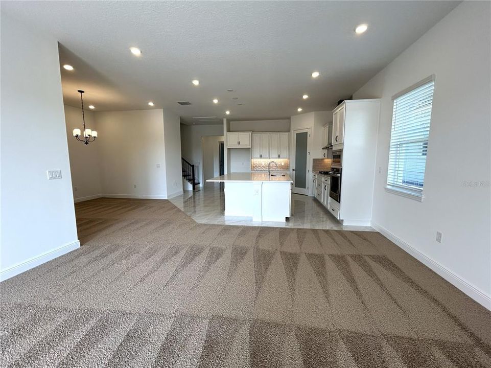 En Renta: $6,590 (5 camas, 3 baños, 3076 Pies cuadrados)