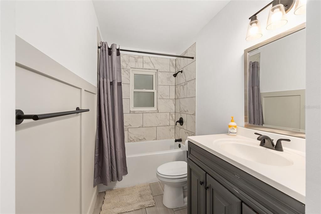 待售: $285,000 (3 贝兹, 2 浴室, 1288 平方英尺)