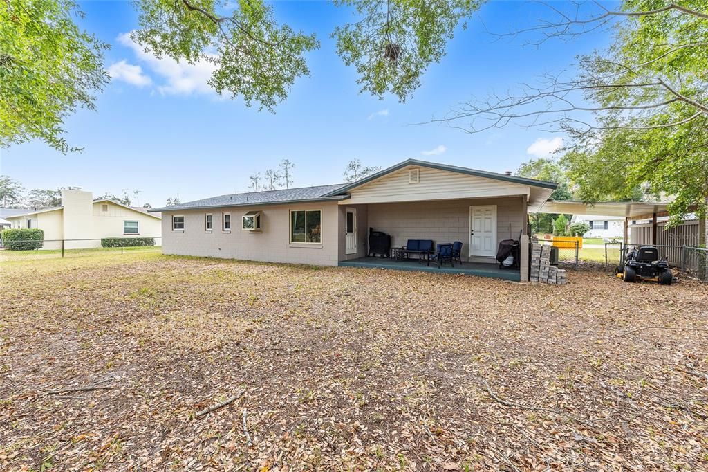 待售: $285,000 (3 贝兹, 2 浴室, 1288 平方英尺)