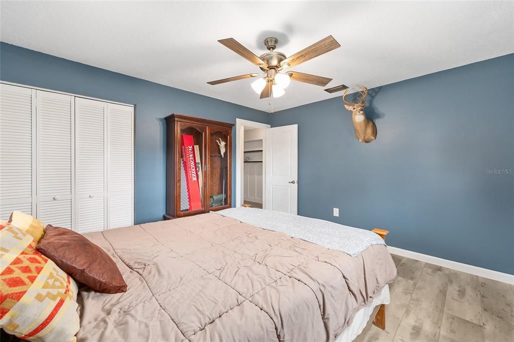 待售: $285,000 (3 贝兹, 2 浴室, 1288 平方英尺)