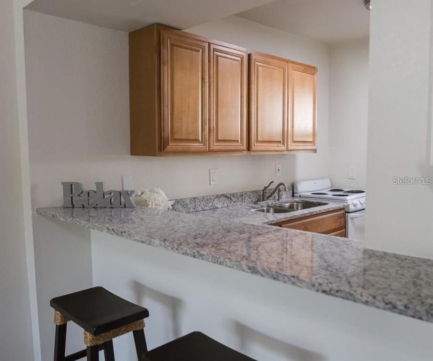 На продажу: $79,000 (2 спален, 1 ванн, 900 Квадратных фут)