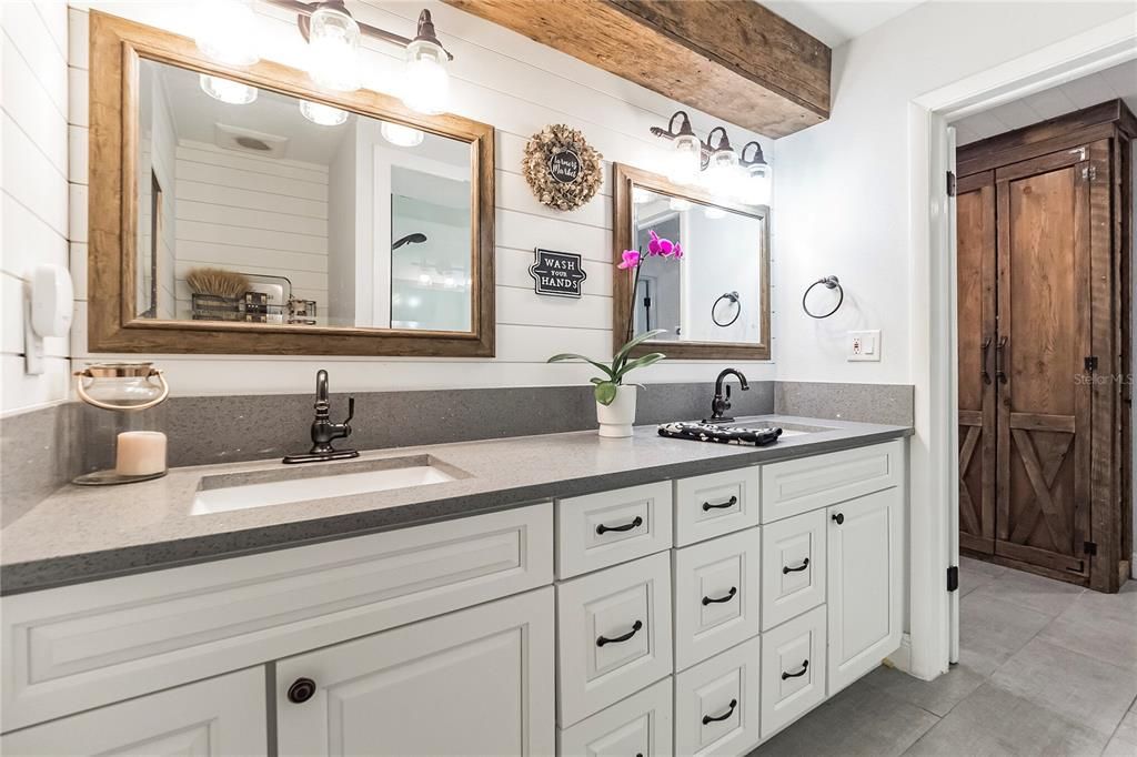 For Sale: $1,300,000 (4 beds, 4 baths, 2540 Square Feet)