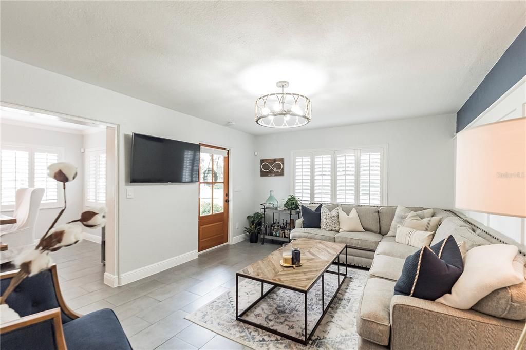 For Sale: $1,300,000 (4 beds, 4 baths, 2540 Square Feet)