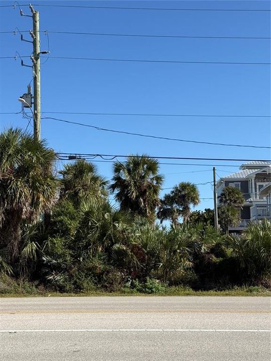 For Sale: $499,000 (0.11 acres)