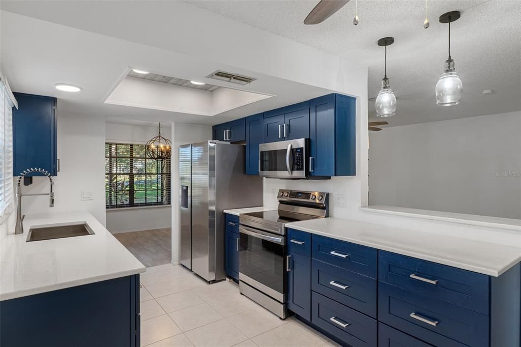 For Sale: $220,000 (2 beds, 2 baths, 1197 Square Feet)