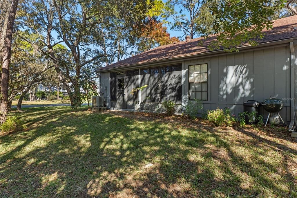 For Sale: $220,000 (2 beds, 2 baths, 1197 Square Feet)