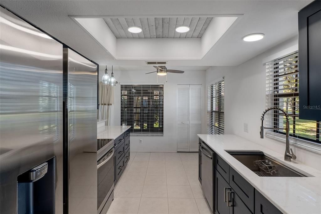 For Sale: $220,000 (2 beds, 2 baths, 1197 Square Feet)