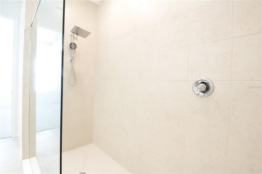 В аренду: $2,700 (3 спален, 2 ванн, 1970 Квадратных фут)