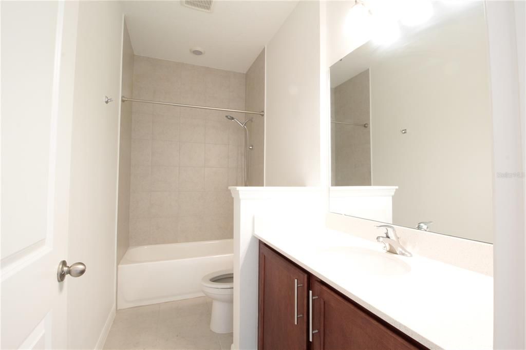 В аренду: $2,700 (3 спален, 2 ванн, 1970 Квадратных фут)