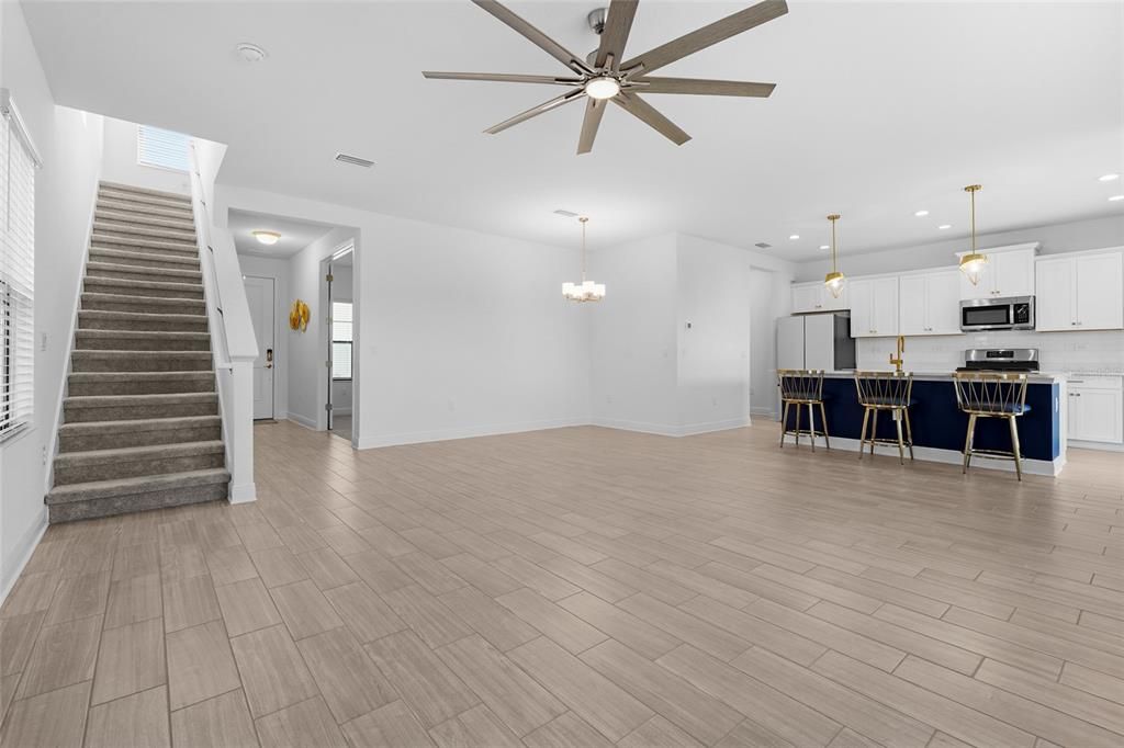 На продажу: $575,000 (3 спален, 2 ванн, 2188 Квадратных фут)