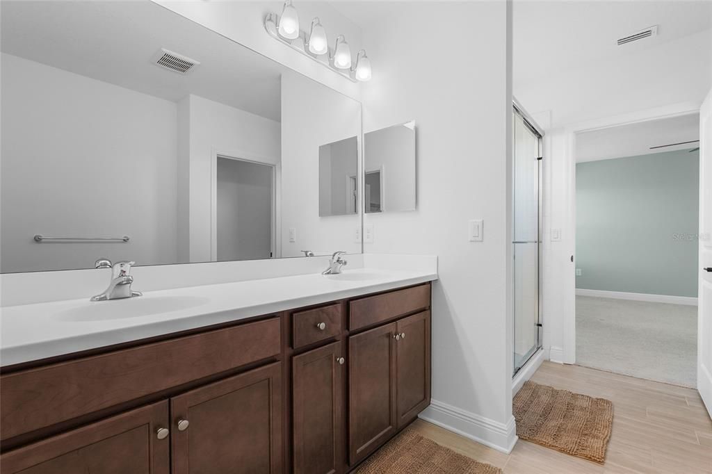 На продажу: $575,000 (3 спален, 2 ванн, 2188 Квадратных фут)