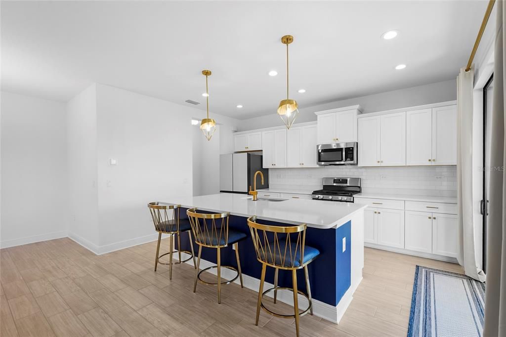 На продажу: $575,000 (3 спален, 2 ванн, 2188 Квадратных фут)