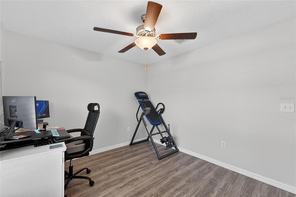 For Sale: $359,000 (4 beds, 2 baths, 1935 Square Feet)