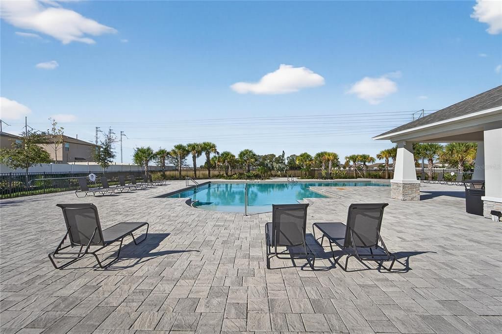 For Sale: $359,000 (4 beds, 2 baths, 1935 Square Feet)