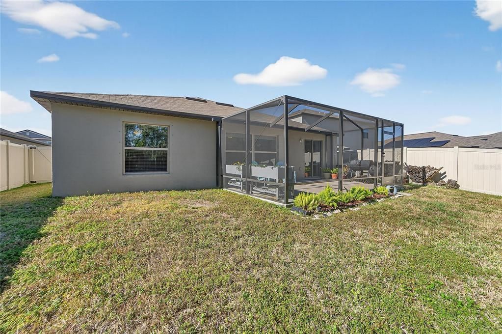 For Sale: $359,000 (4 beds, 2 baths, 1935 Square Feet)