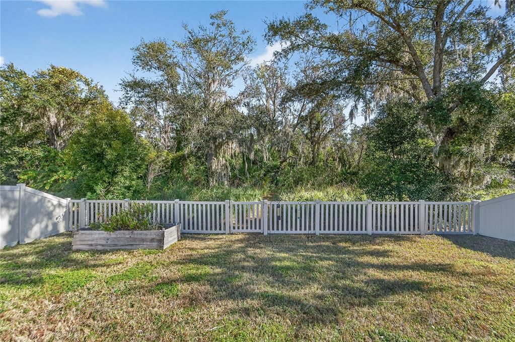 For Sale: $359,000 (4 beds, 2 baths, 1935 Square Feet)