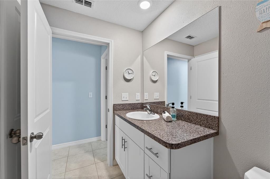 For Sale: $359,000 (4 beds, 2 baths, 1935 Square Feet)