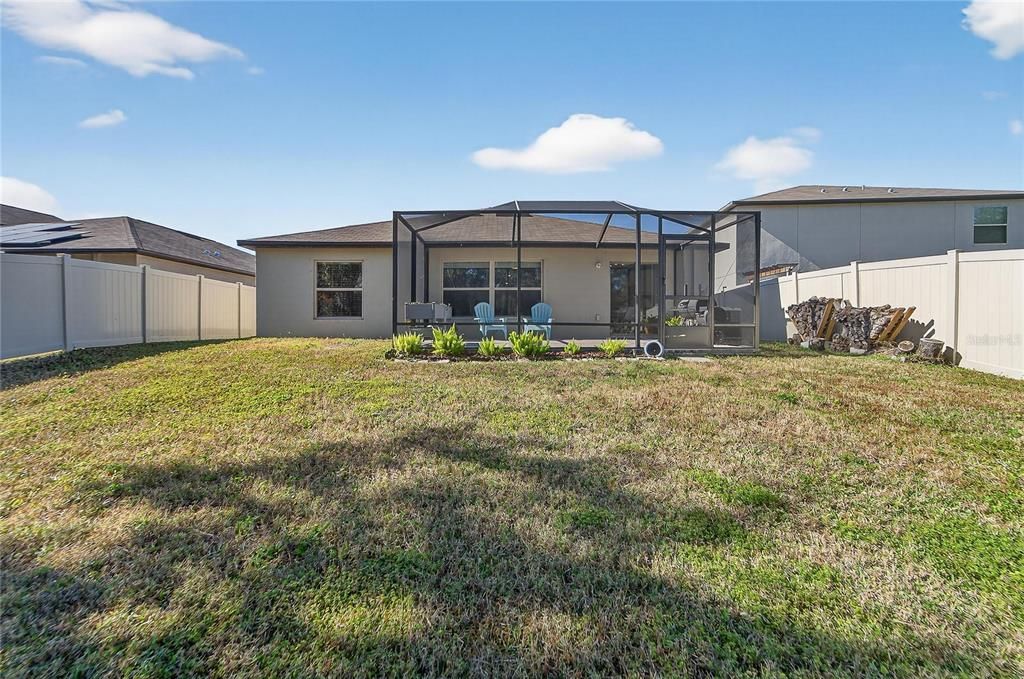 For Sale: $359,000 (4 beds, 2 baths, 1935 Square Feet)