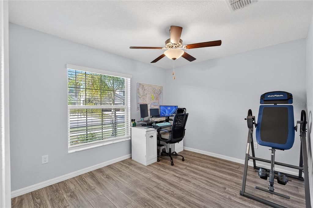 For Sale: $359,000 (4 beds, 2 baths, 1935 Square Feet)