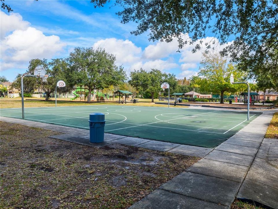 В аренду: $3,500 (5 спален, 3 ванн, 3406 Квадратных фут)