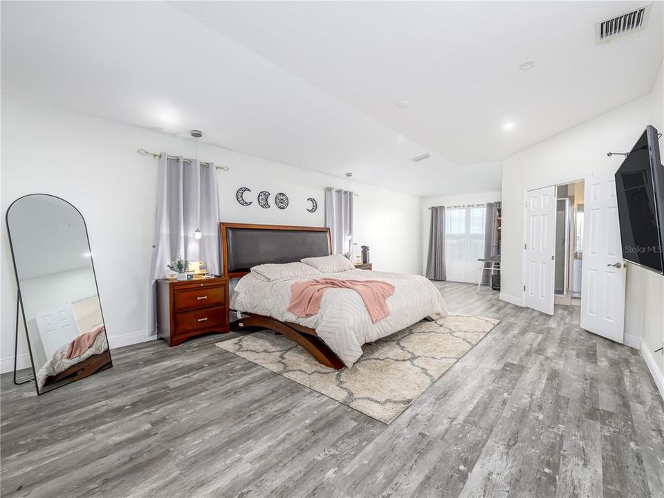 В аренду: $3,500 (5 спален, 3 ванн, 3406 Квадратных фут)