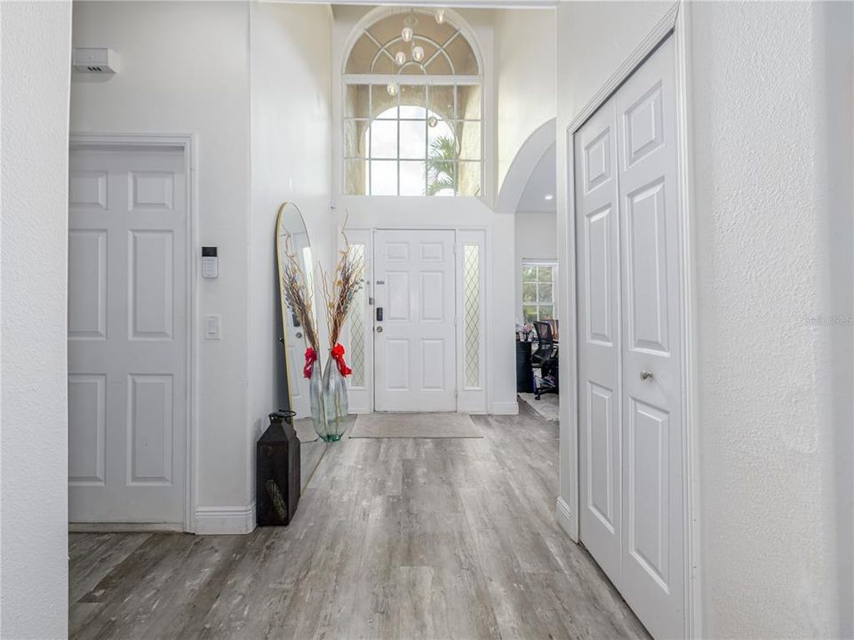 В аренду: $3,500 (5 спален, 3 ванн, 3406 Квадратных фут)