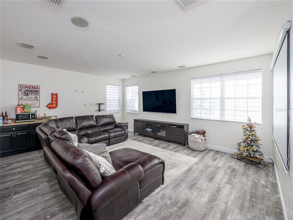 В аренду: $3,500 (5 спален, 3 ванн, 3406 Квадратных фут)