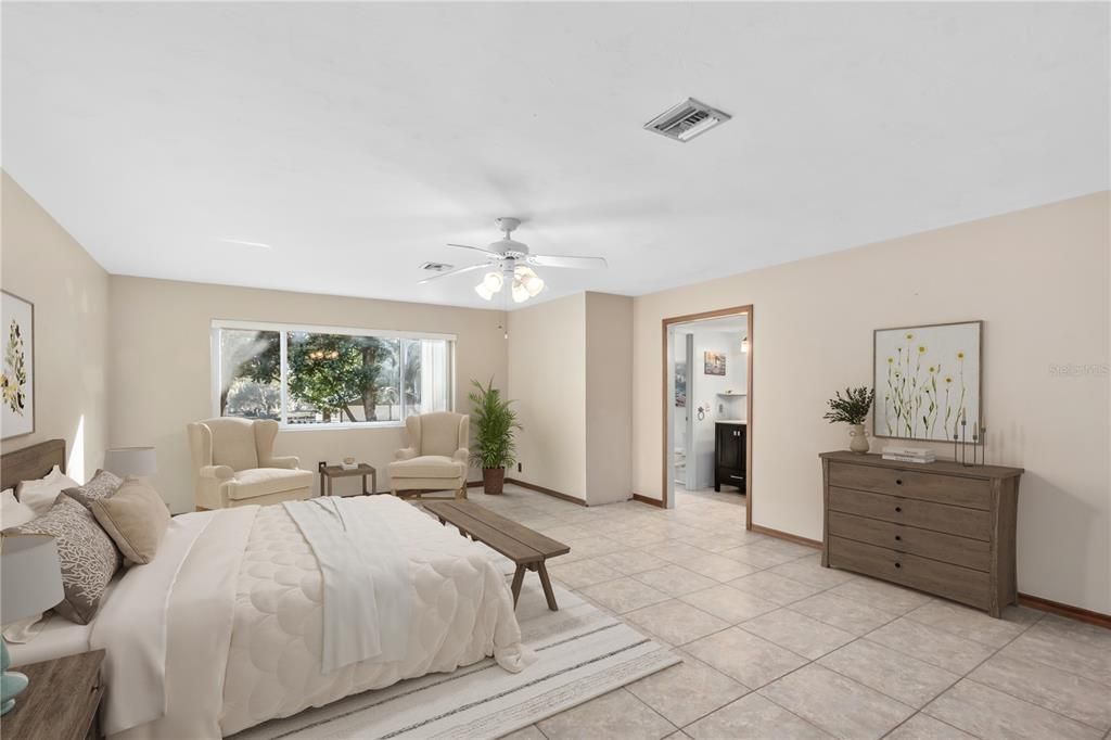 En Venta: $699,000 (3 camas, 2 baños, 2579 Pies cuadrados)