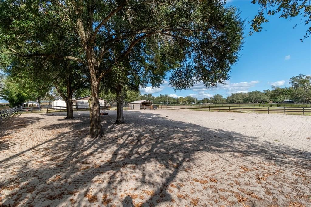 En Venta: $699,000 (3 camas, 2 baños, 2579 Pies cuadrados)