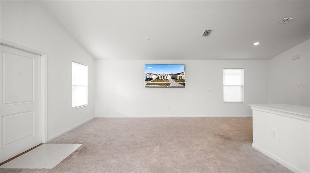 待售: $250,000 (3 贝兹, 2 浴室, 1300 平方英尺)