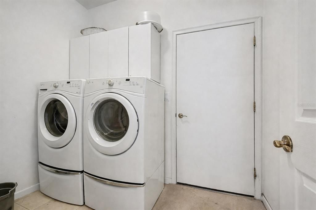 待售: $390,000 (2 贝兹, 2 浴室, 1689 平方英尺)