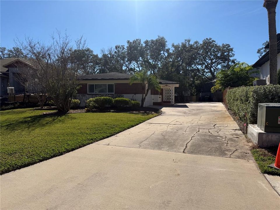 В аренду: $4,100 (3 спален, 3 ванн, 2011 Квадратных фут)