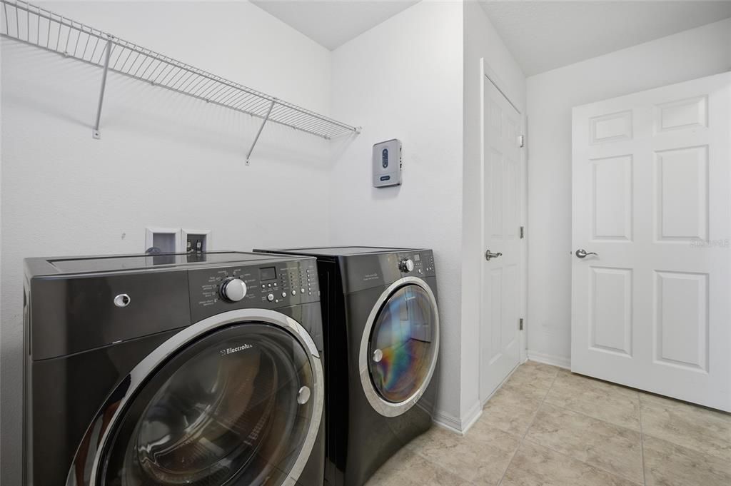 待售: $529,900 (3 贝兹, 2 浴室, 2143 平方英尺)