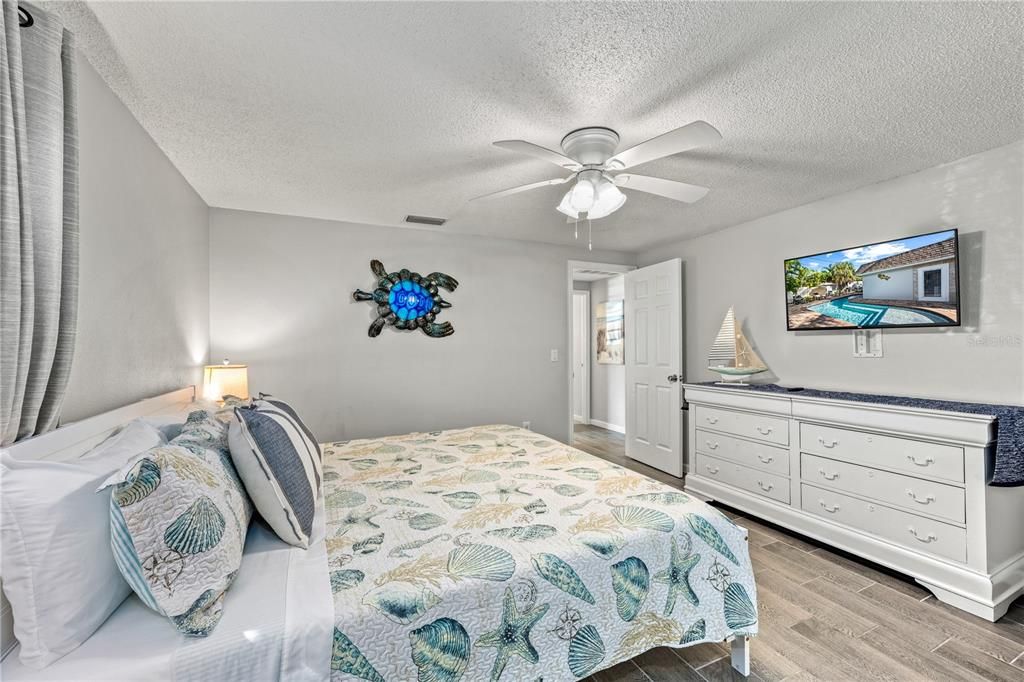 На продажу: $1,525,000 (4 спален, 4 ванн, 1708 Квадратных фут)