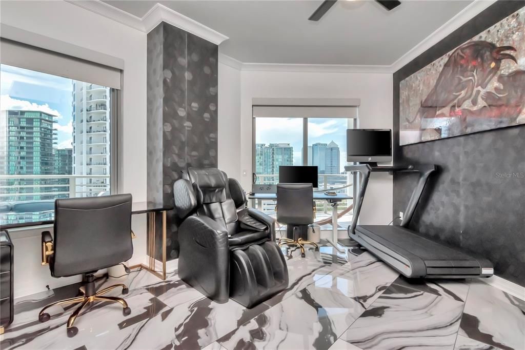 For Sale: $1,595,000 (3 beds, 3 baths, 1733 Square Feet)