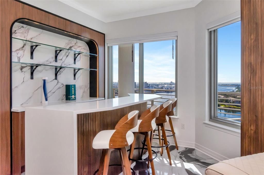 For Sale: $1,595,000 (3 beds, 3 baths, 1733 Square Feet)