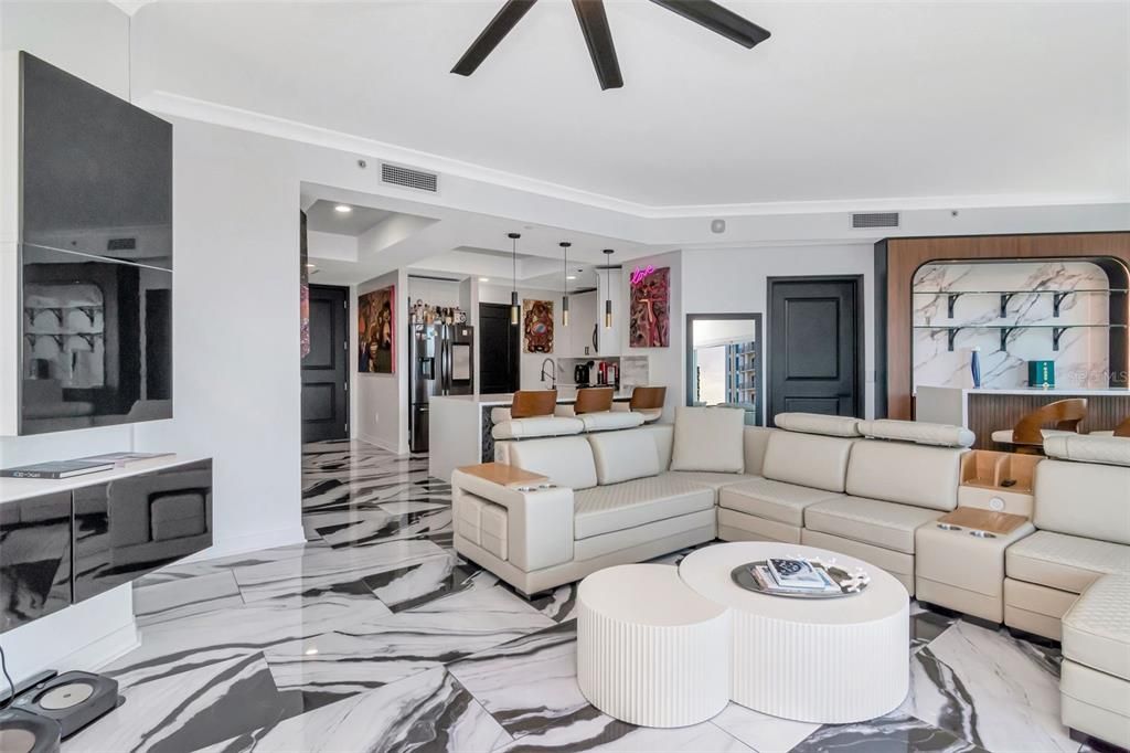 For Sale: $1,595,000 (3 beds, 3 baths, 1733 Square Feet)