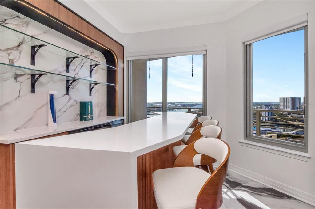 For Sale: $1,595,000 (3 beds, 3 baths, 1733 Square Feet)