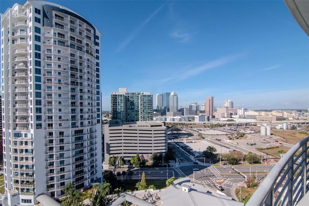 For Sale: $1,595,000 (3 beds, 3 baths, 1733 Square Feet)