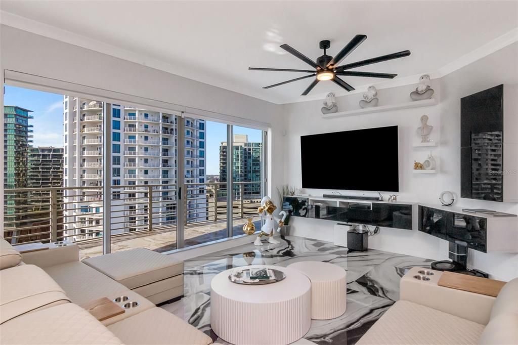 For Sale: $1,595,000 (3 beds, 3 baths, 1733 Square Feet)