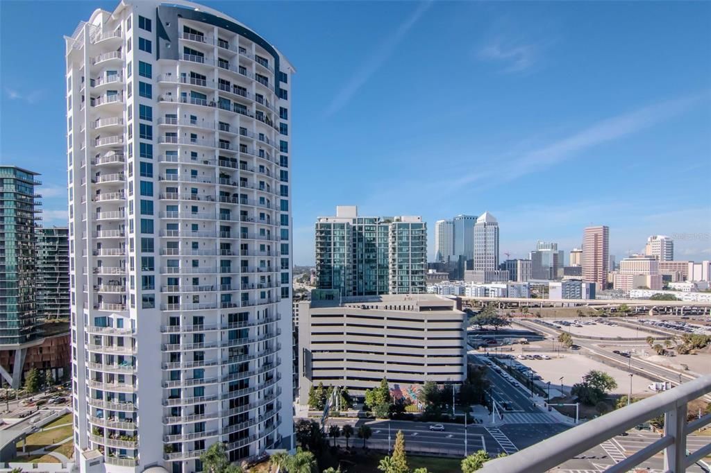 For Sale: $1,595,000 (3 beds, 3 baths, 1733 Square Feet)