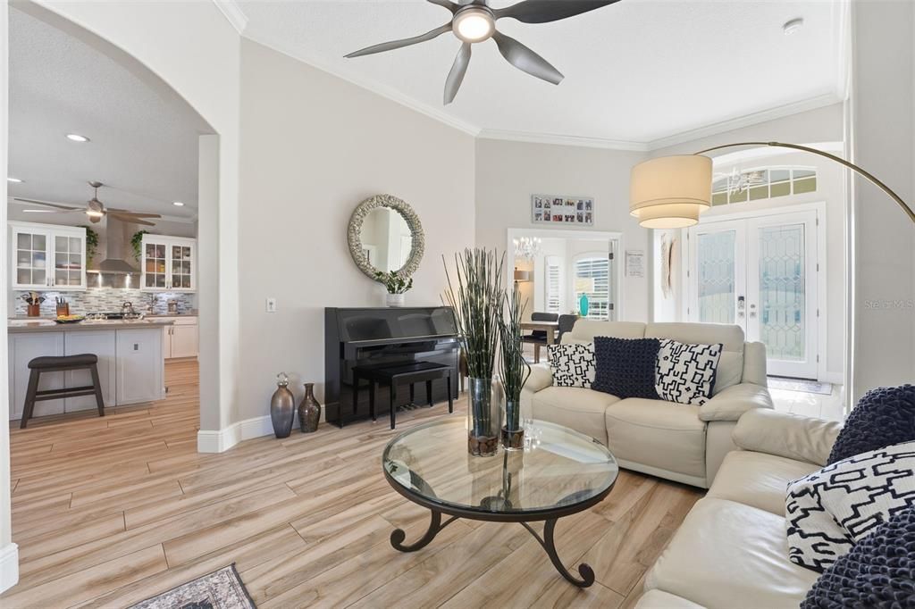 For Rent: $5,495 (4 beds, 3 baths, 2538 Square Feet)